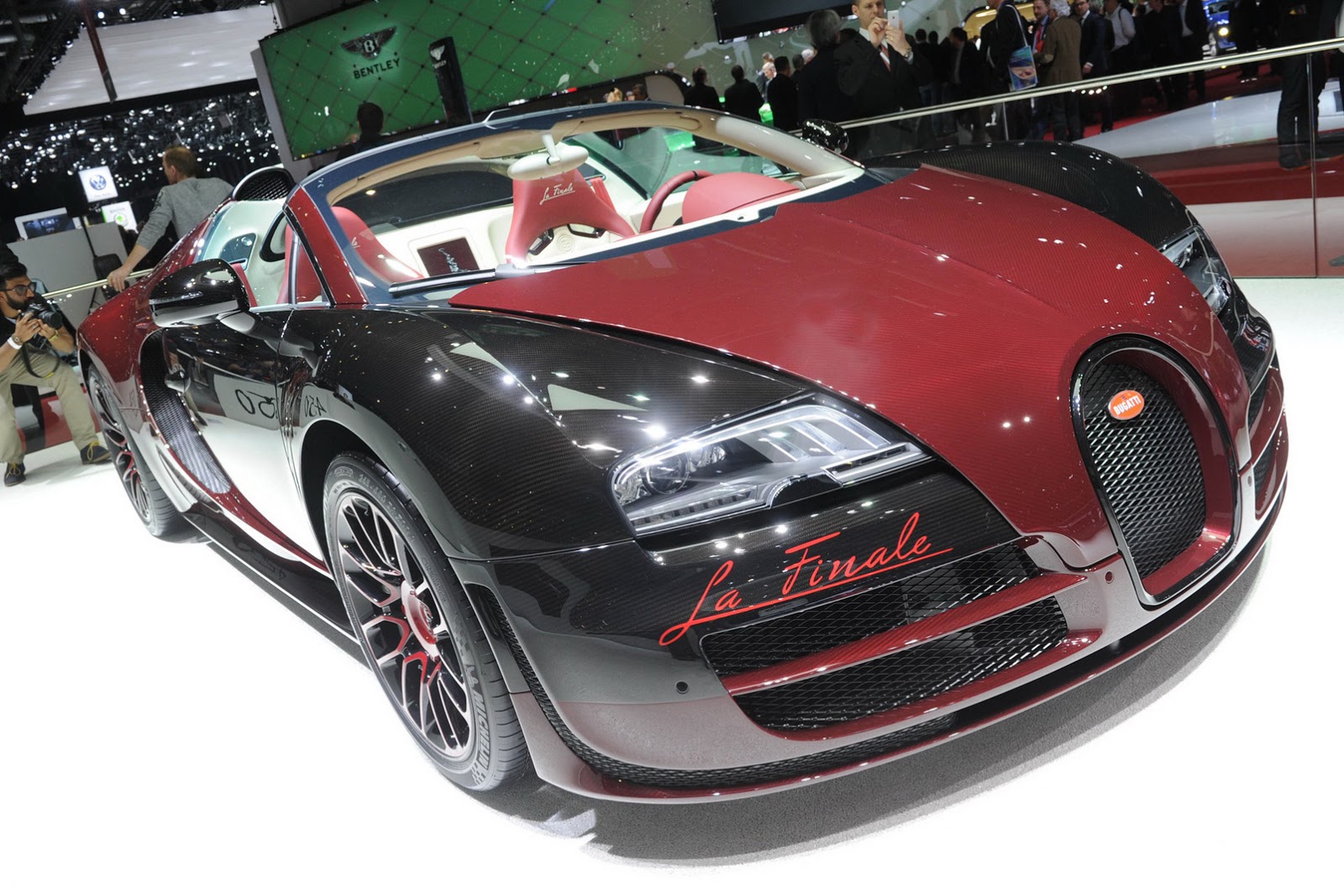 Grand Sport Vitesse La Finale Chiếc Bugatti Veyron cuối cùng Bugatti Veyron 2 a710c Grand Sport Vitesse La Finale Chiếc Bugatti Veyron cuối cùng