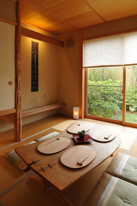 01967067 ad09 Bài trí ngôi nhà hiện đại ấn tượng với bàn độc đáo kiểu Nhật
