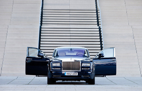 7 15 Rolls Royce nâng cấp nội thất và trải nghiệm lái cho Phantom Series II