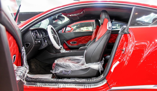 IMG 3806 1470822788 660x0 Bentley Continental GT V8 nổi bật với màu đỏ Dragon và thiết kế nội thất kiểu 2+2