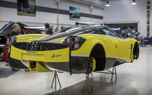 Pagani Production Line 19 5668 1471079123 Ghé thăm nơi ra đời của siêu phẩm Pagani Huayra